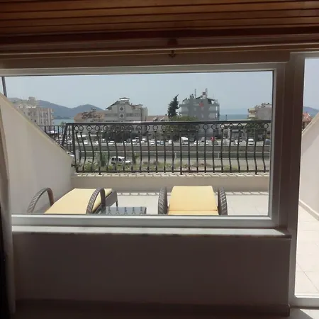 Διαμέρισμα Three-bedroom Venice #11 Φετιγιέ